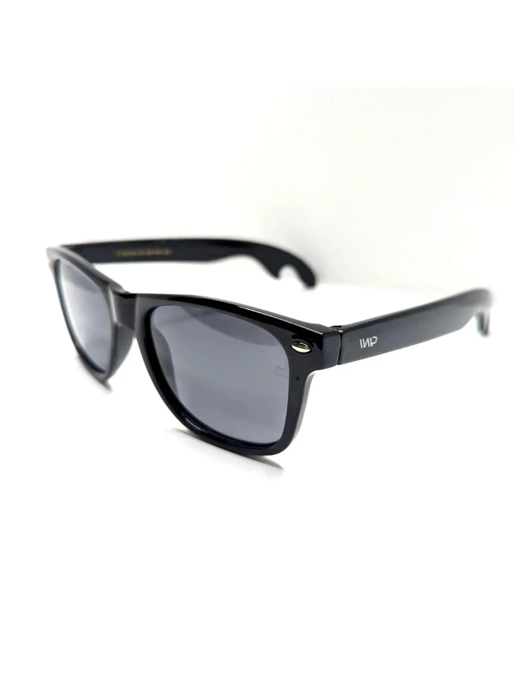 Wear Me Pro Sunglasses DALE WAY054 Size: 53-20-154 Black Frames Classic Style
